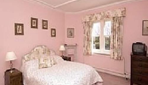 Double Room, Ensuite (Pink Room)
