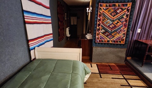 Standard Room (Two Double and One Single Bed)