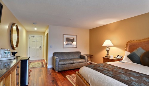 Room, 1 King Bed with Sofa bed, Non Smoking, River View