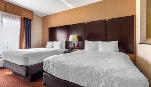 Suite, 2 Queen Beds, Non Smoking (with Sofabed)