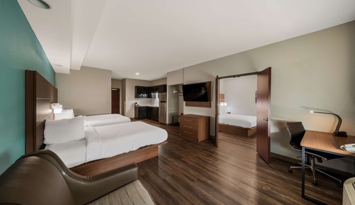 Suite, Multiple Beds, Non Smoking, Kitchen