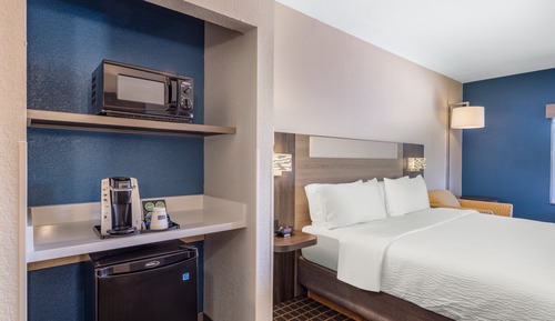 Suite, 1 King Bed