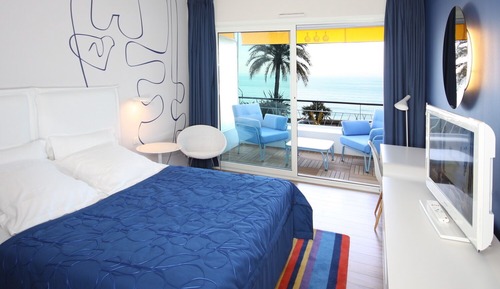 Deluxe Room, 1 Queen Bed, Balcony, Sea View