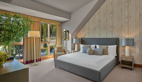 Room, 4 Bedrooms