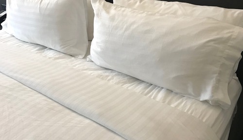 Room, 1 Queen Bed (Resort)