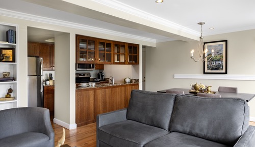 Deluxe Suite, 1 Queen Bed with Sofa bed (Orvis Inn)