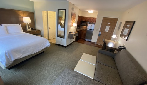 Studio Suite, Kitchen