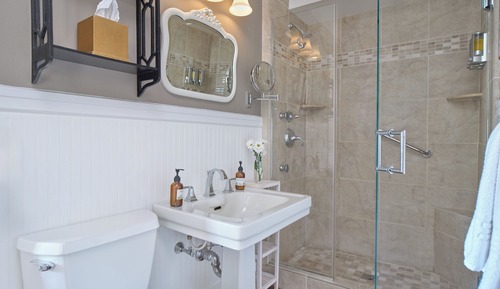 Long Point Light Room