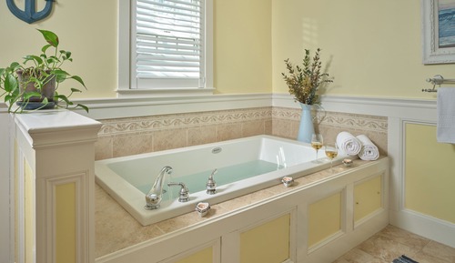 Lewis Bay Light Suite