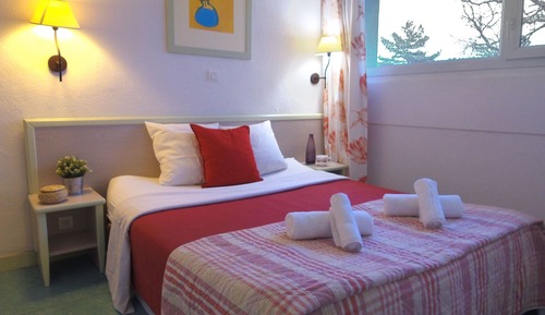 House, 2 Bedrooms, Kitchenette