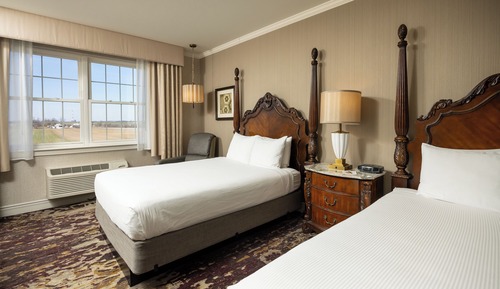 Deluxe Room, 2 Queen Beds, Bathtub, Garden View