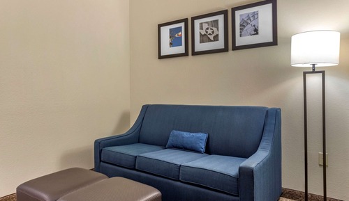Suite, 1 King Bed, Non Smoking