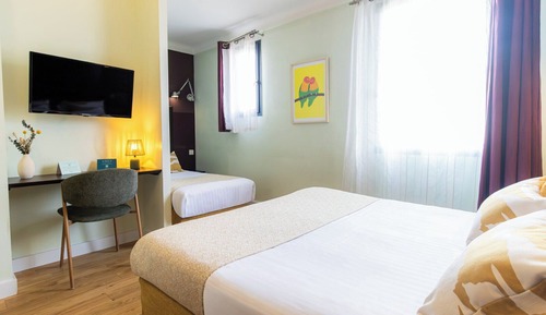 Triple Room