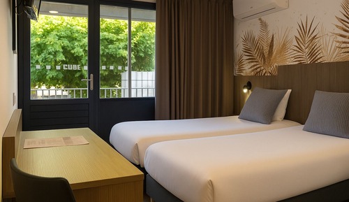 Comfort Twin Room, Balcony, River View