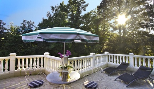 Room, Terrace (Privilege)