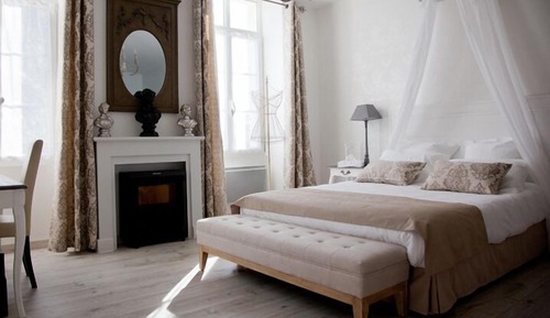 Romantic Suite, Bathtub