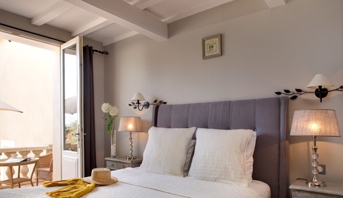 Superior Double Room, Pool View