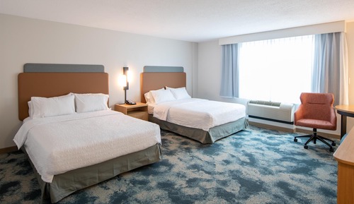 Room, 2 Queen Beds, Accessible, Bathtub