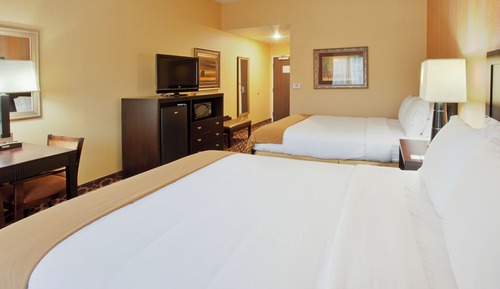 Standard Room, 1 King Bed, Accessible (Comm)