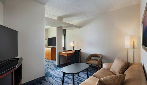 Studio, 1 King Bed with Sofa bed, Hearing Accessible (Accessible Bathtub)
