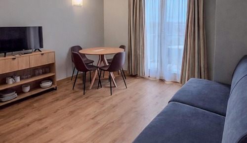 Deluxe Apartment, 1 Queen Bed with Sofa bed