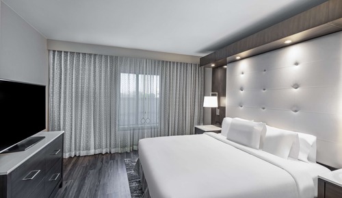 Premium Suite, 1 King Bed, Non Smoking