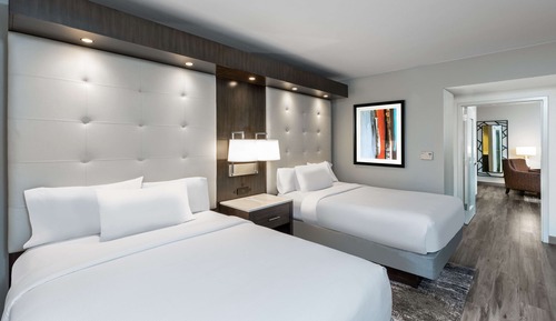 Suite, 2 Queen Beds, Accessible, Non Smoking