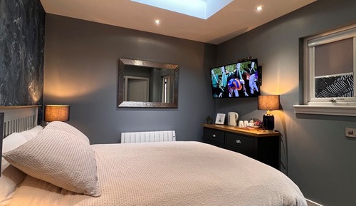 Double Room, Ensuite (Cabin - Pet Friendly )