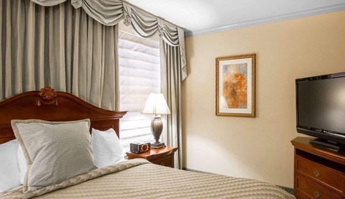 Standard Room, 1 Queen Bed, Non Smoking