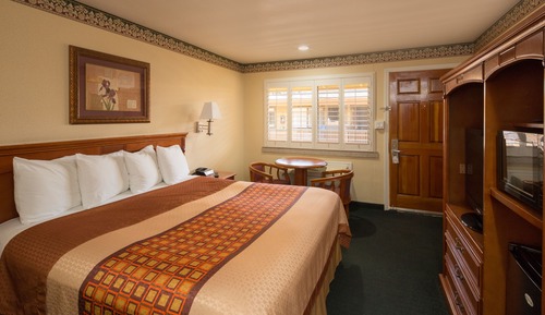 Deluxe Room, 1 King Bed