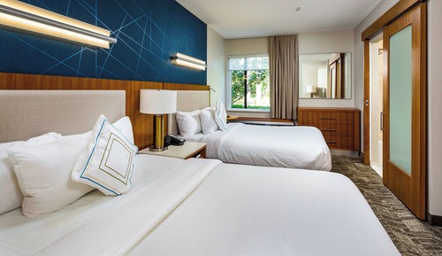 Suite, Multiple Beds, Hearing Accessible (Accessible Bathtub)