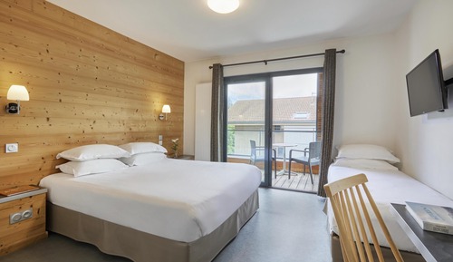 Superior Room, 1 King Bed, Non Smoking