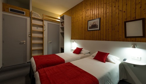 Triple Room 3 single beds