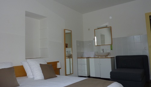 Triple Room, Shared Bathroom