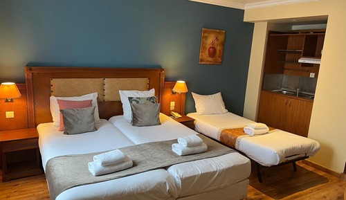 Twin Room (Extra bed)