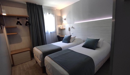 Standard Room, 2 Twin Beds