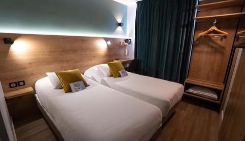 Standard Room, 3 Twin Beds