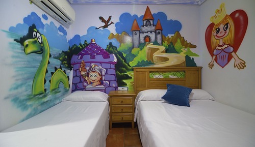 Standard Triple Room, Ensuite