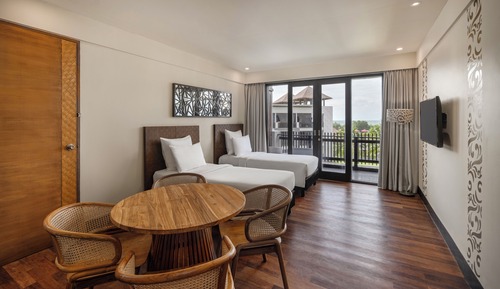 Family Suite, Multiple Beds, Garden View (Junior)