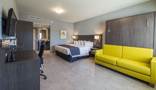 Room (Distinction)