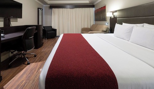 Design Room, 1 King Bed (Urban)