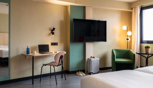 Triple Room