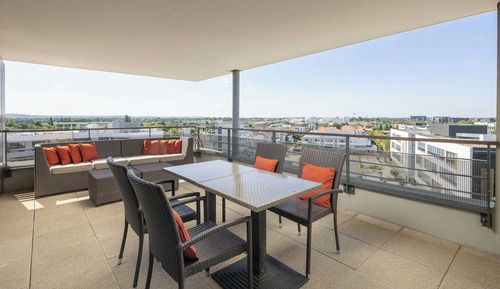 Suite, 1 King Bed with Sofa bed, Balcony
