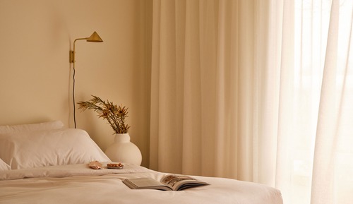 Balcony Sunset Suite - Breakfast, Wifi & Parking Included