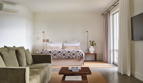 Garden Sunset Suite - Breakfast, WiFi & Parking Included