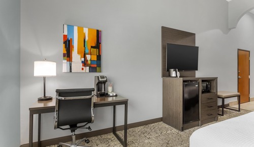 Standard Room, 2 Queen Beds, Accessible, Bathtub