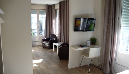 Premium Double Room