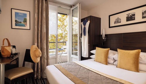 Classic Double Room