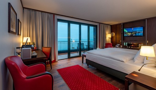 Superior Double or Twin Room, Lake View