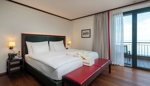 Deluxe Double Room, Lake View